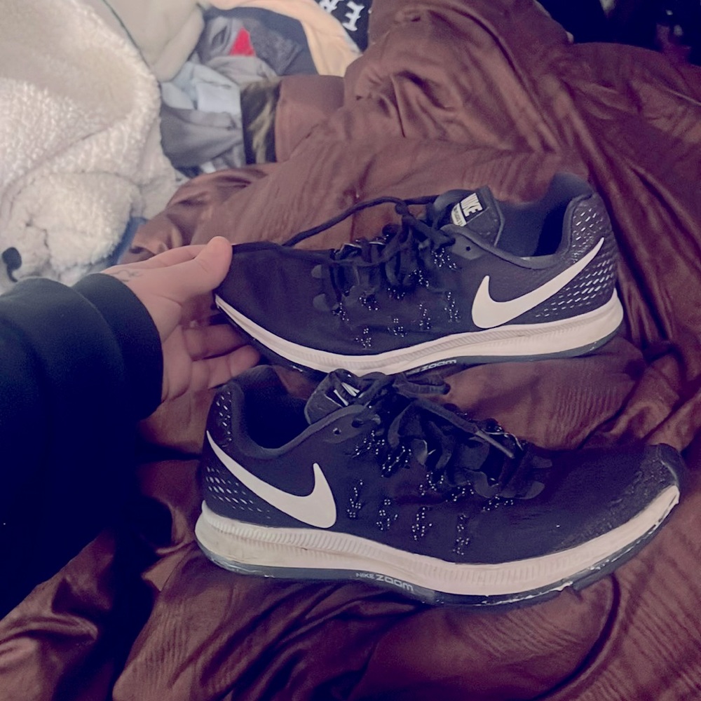 WOMENS NIKE